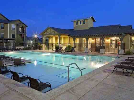 2210 Rogers Rd #B2 - Photo 4 of 9