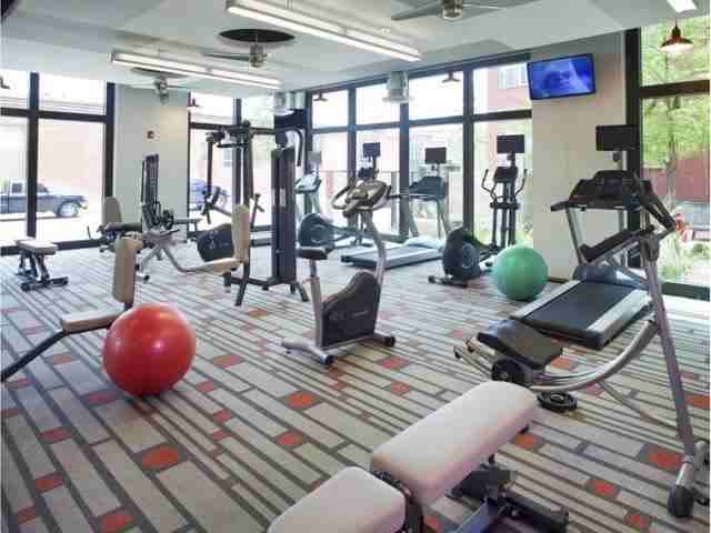 503 Avenue A #B3 - Photo 7 of 16