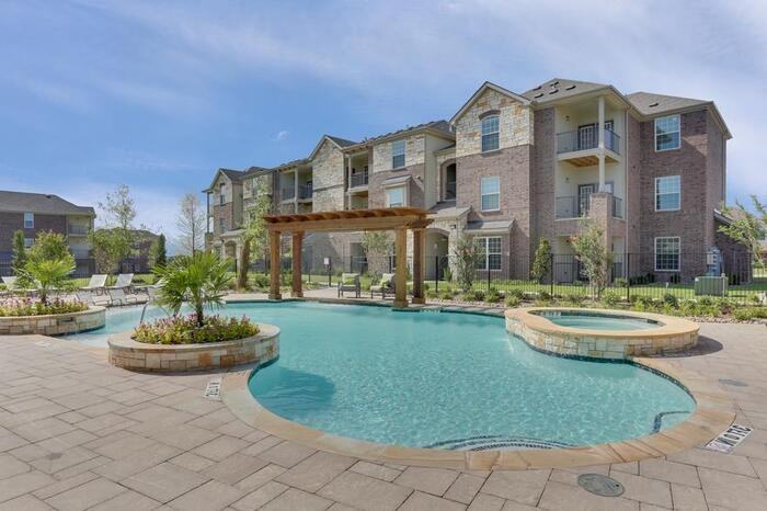 3400 Mcmillen Rd #D1 - Photo 3 of 20