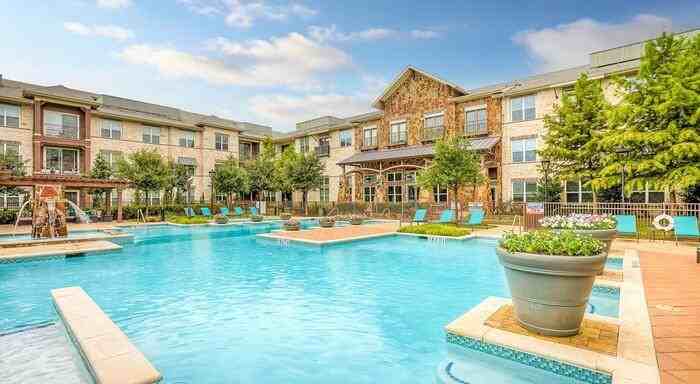 5775 Parkwood Blvd #C3 - Photo 6 of 37