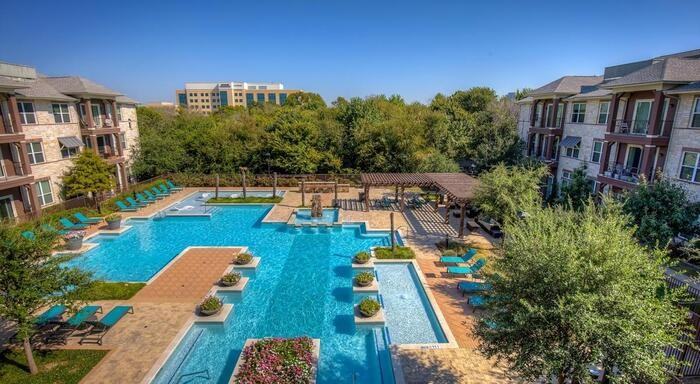 5775 Parkwood Blvd #B3 - Photo 5 of 37