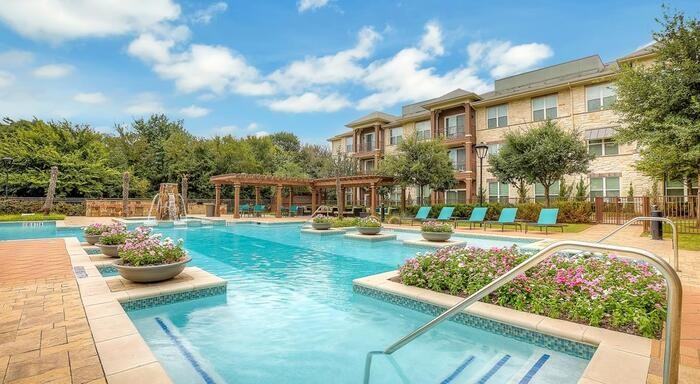 5775 Parkwood Blvd #B20 - Photo 7 of 50