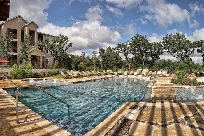 5511 Pecan Spgs #D2 - Photo 3 of 17