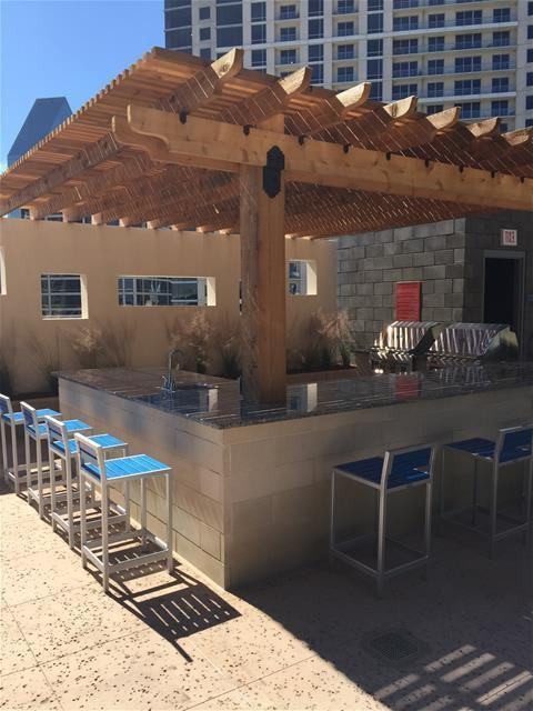 2225 N Harwood St #C3 - Photo 5 of 12