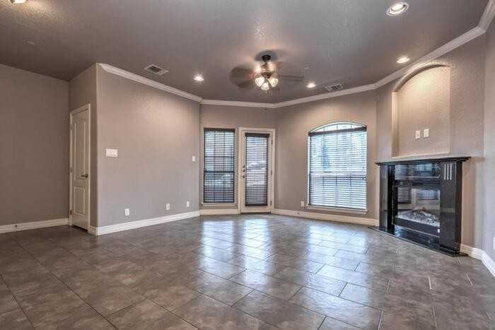 5455 Rowley Rd #D1 - Photo 6 of 8