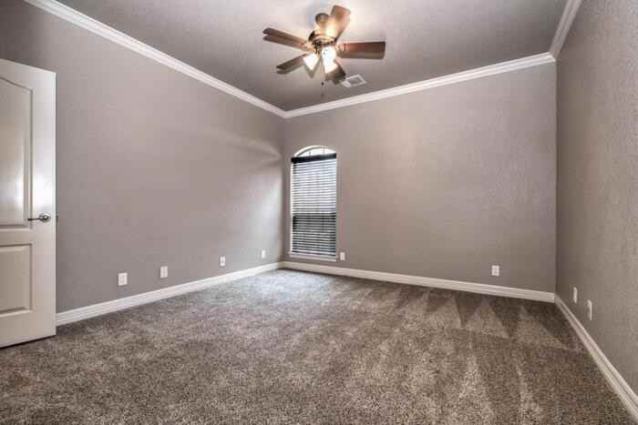 5455 Rowley Rd #D1 - Photo 7 of 8