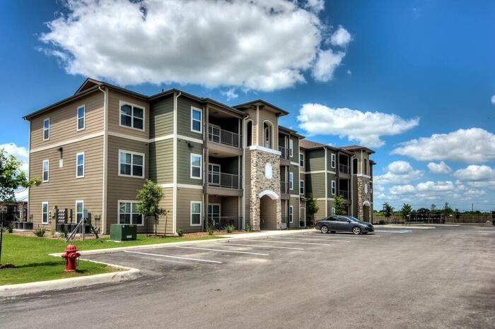 12910 Clubhouse Blvd #B2 - Photo 2 of 24