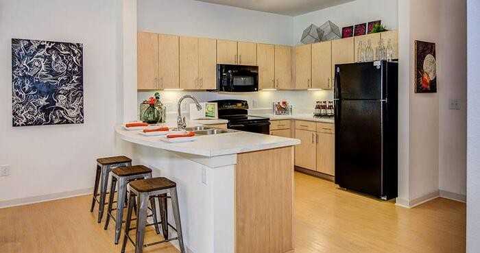 1011 S Frio St #D1 - Photo 6 of 11