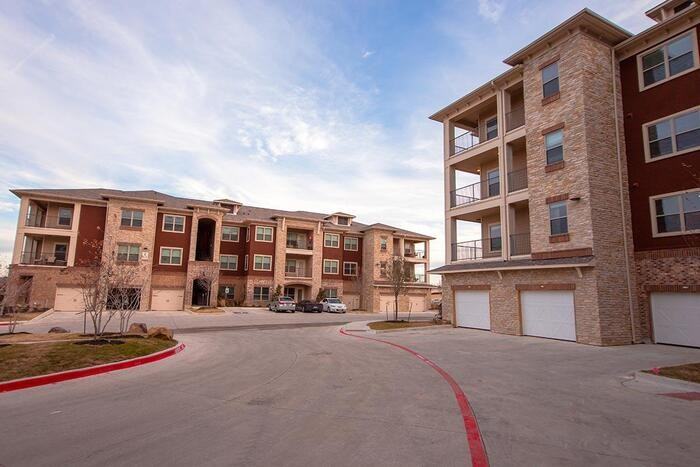 4651 S Custer Rd #B4 - Photo 2 of 33