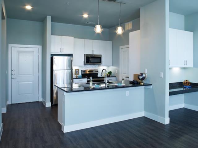 3075 Painted Lake Cir #D1 - Photo 7 of 10