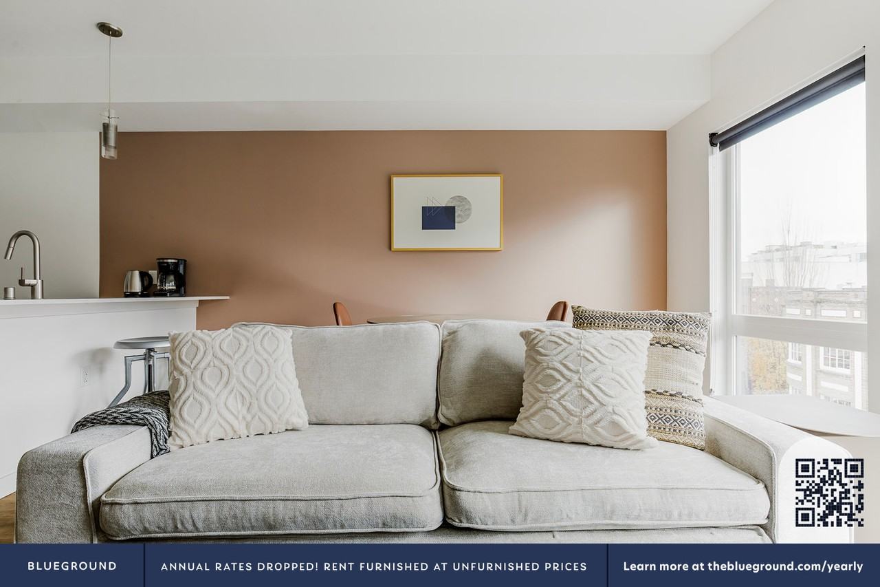 1427 11th Avenue - Photo 3 of 35