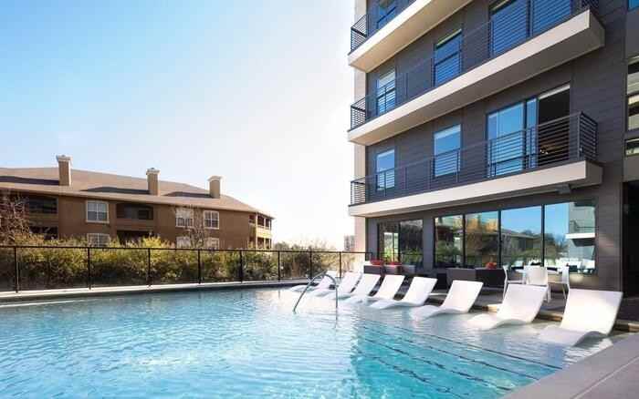 4646 Mckinney Ave #B15 - Photo 4 of 33