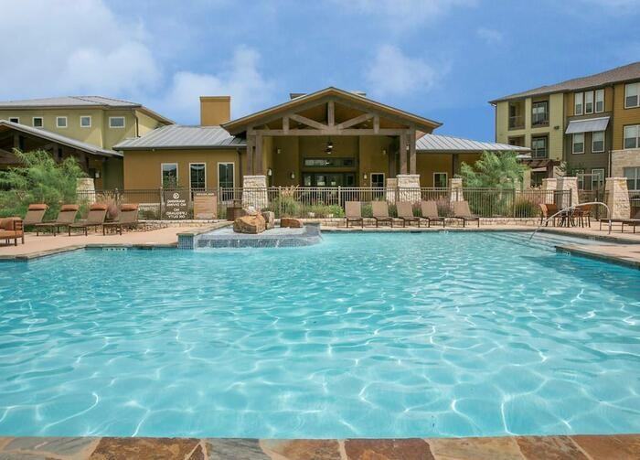 1210 Hunt Ln #B3 - Photo 4 of 15