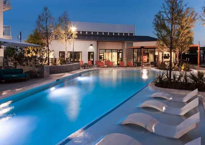 660 Yorktown St #B2 - Photo 5 of 22