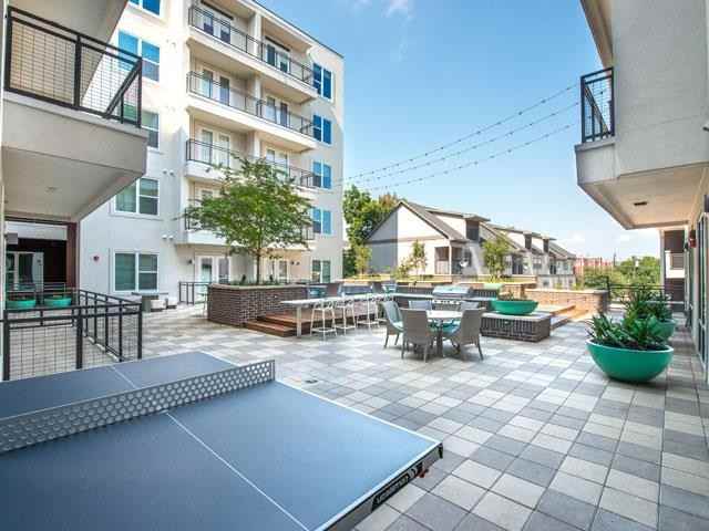 3030 Elizabeth St #C2 - Photo 4 of 20