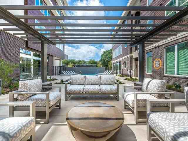 3030 Elizabeth St #C5 - Photo 3 of 23