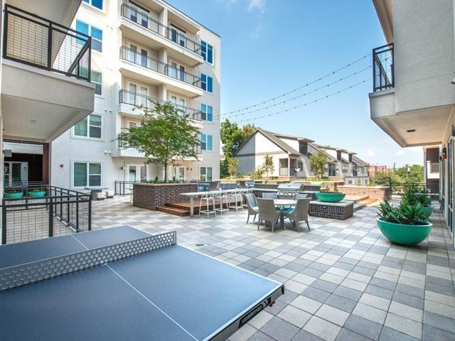 3030 Elizabeth St #B3 - Photo 4 of 35