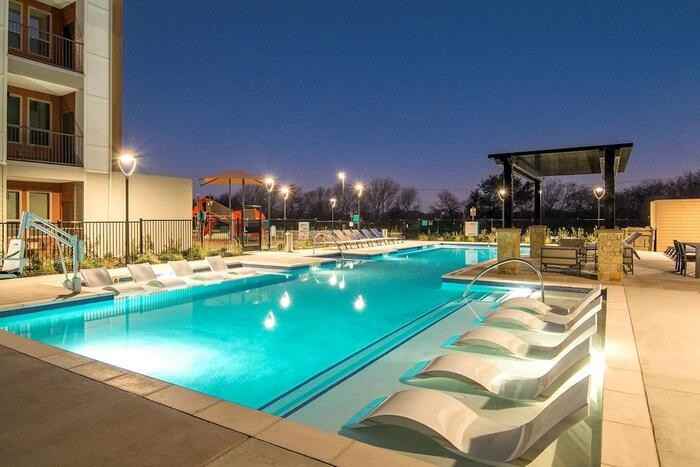 4835 Lord Rd #C1 - Photo 6 of 28