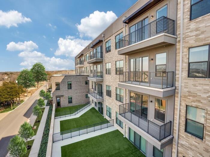 7450 Coronado Ave #B3 - Photo 2 of 15