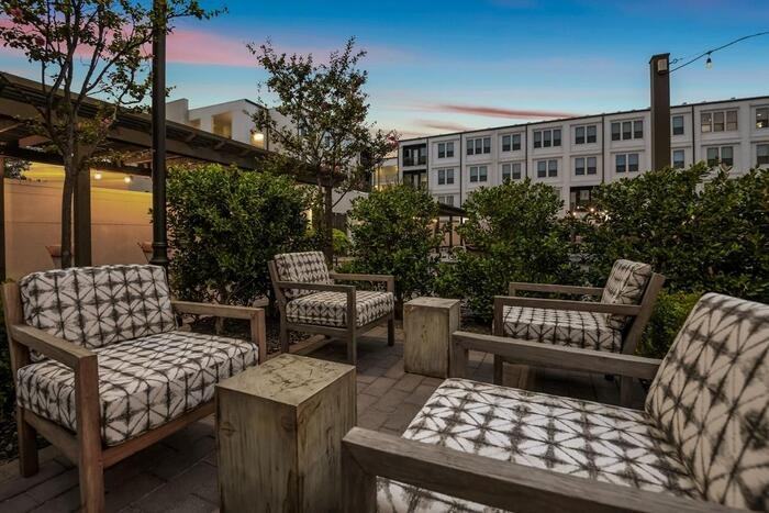 8025 Forest Ln #B3 - Photo 4 of 20