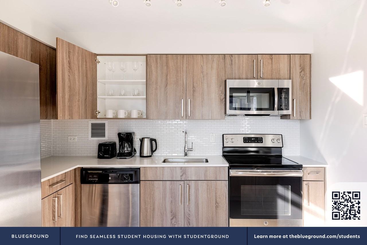 901 S Ashland Ave #1338 - Photo 7 of 37