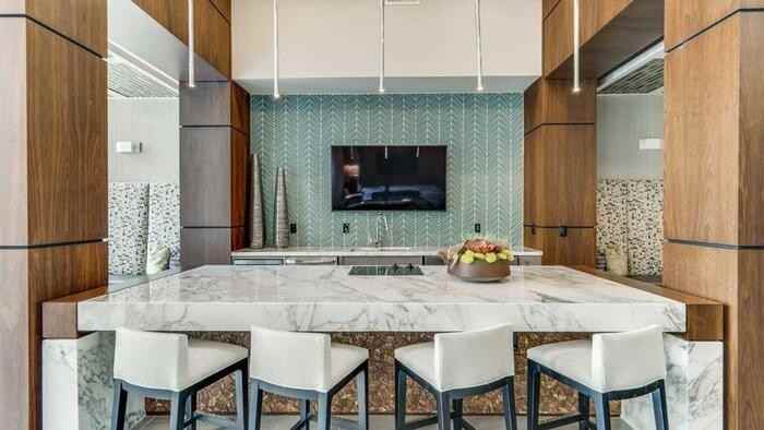 801 Lake Carolyn Pkwy #D1 - Photo 3 of 10