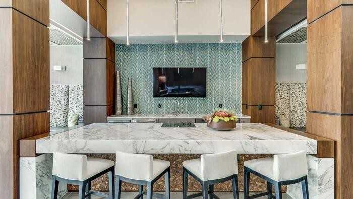 801 Lake Carolyn Pkwy #B1 - Photo 3 of 10