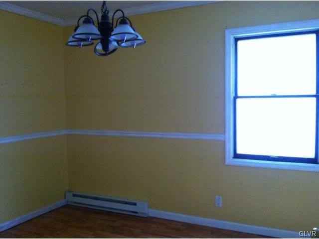 3607 Greenway St - Photo 2 of 13