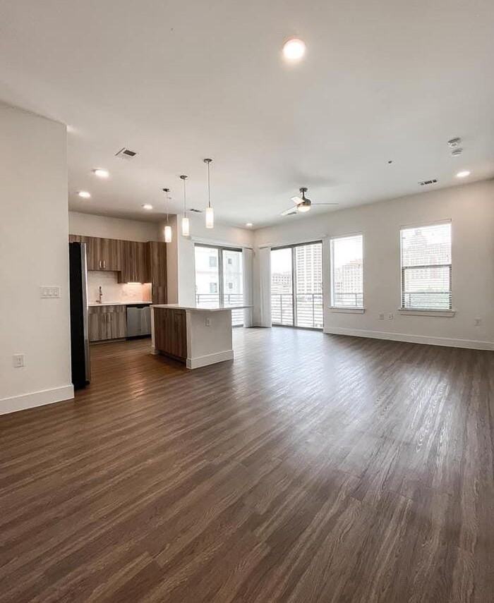 227 Dwyer Ave #B10 - Photo 2 of 15