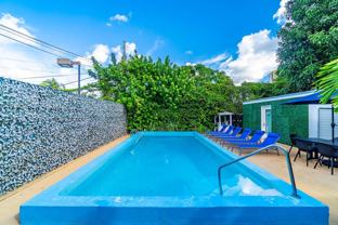 1032 Sw 10th Ave - Photo 1 of 1