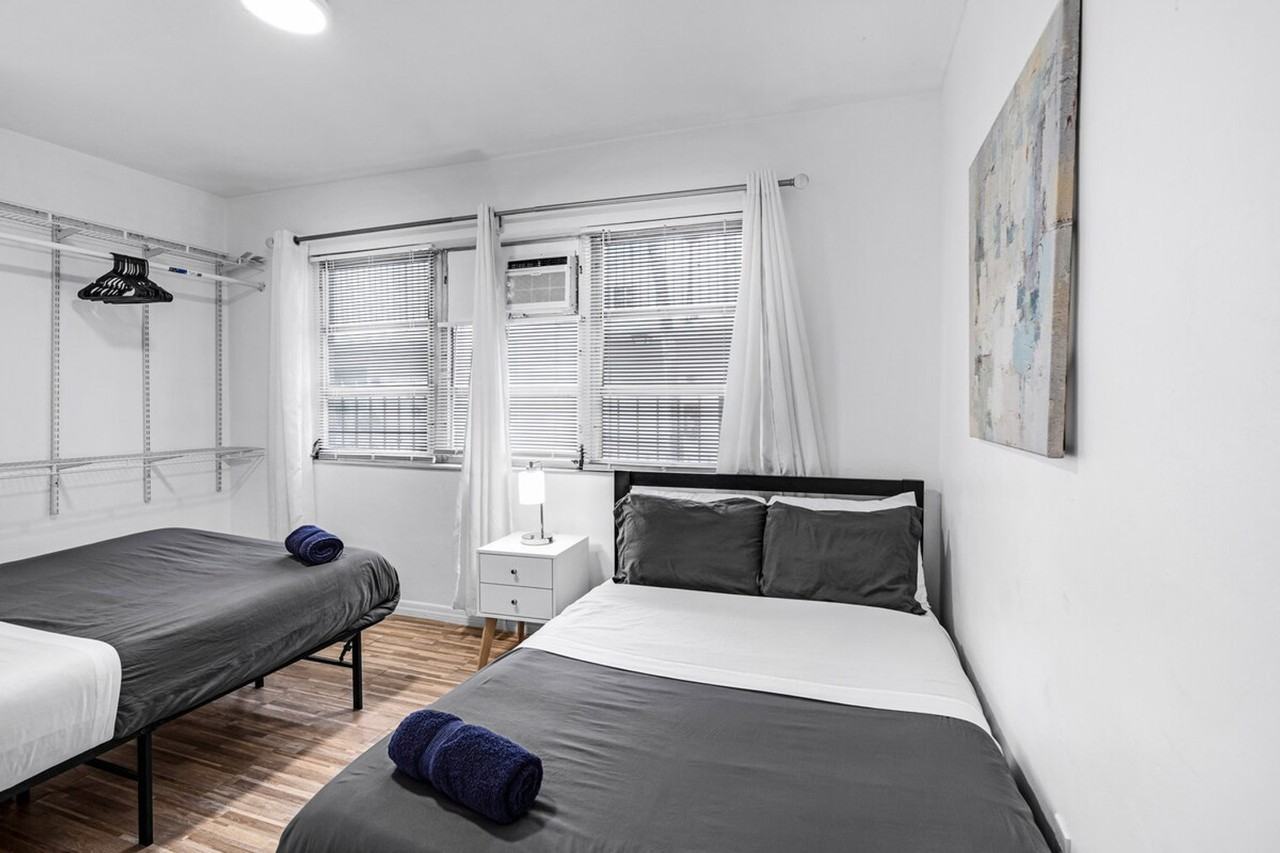 975 Sw 10th St #1323999P - Photo 6 of 24