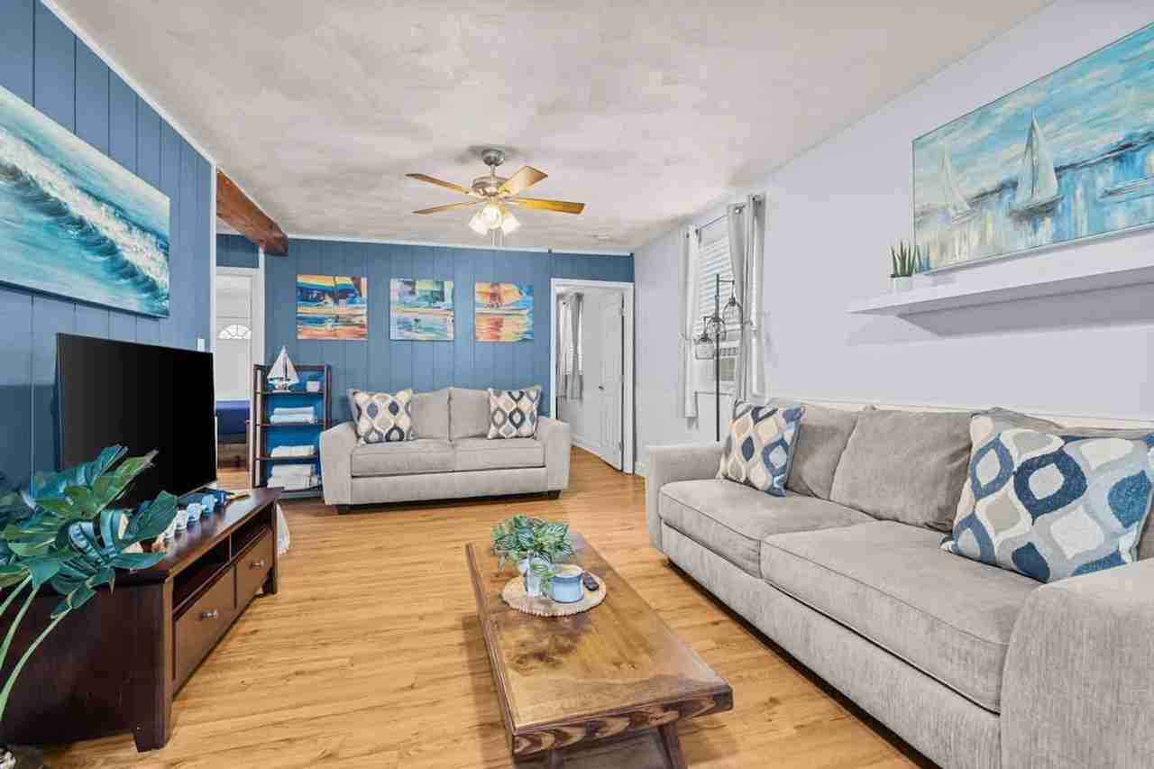 1427 West Ocean View Avenue - Photo 4 of 13