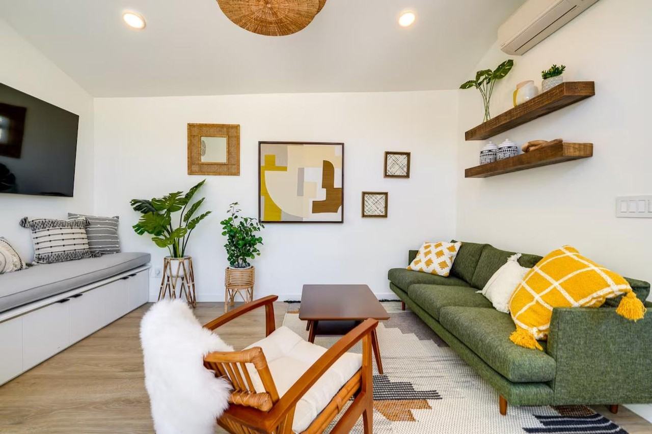 510 Iris St #1307924P - Photo 2 of 24