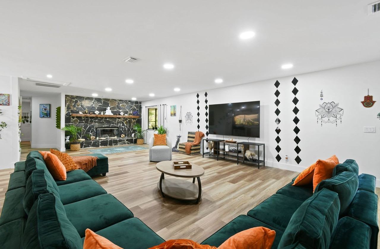 13014 46th Court North - Photo 7 of 50