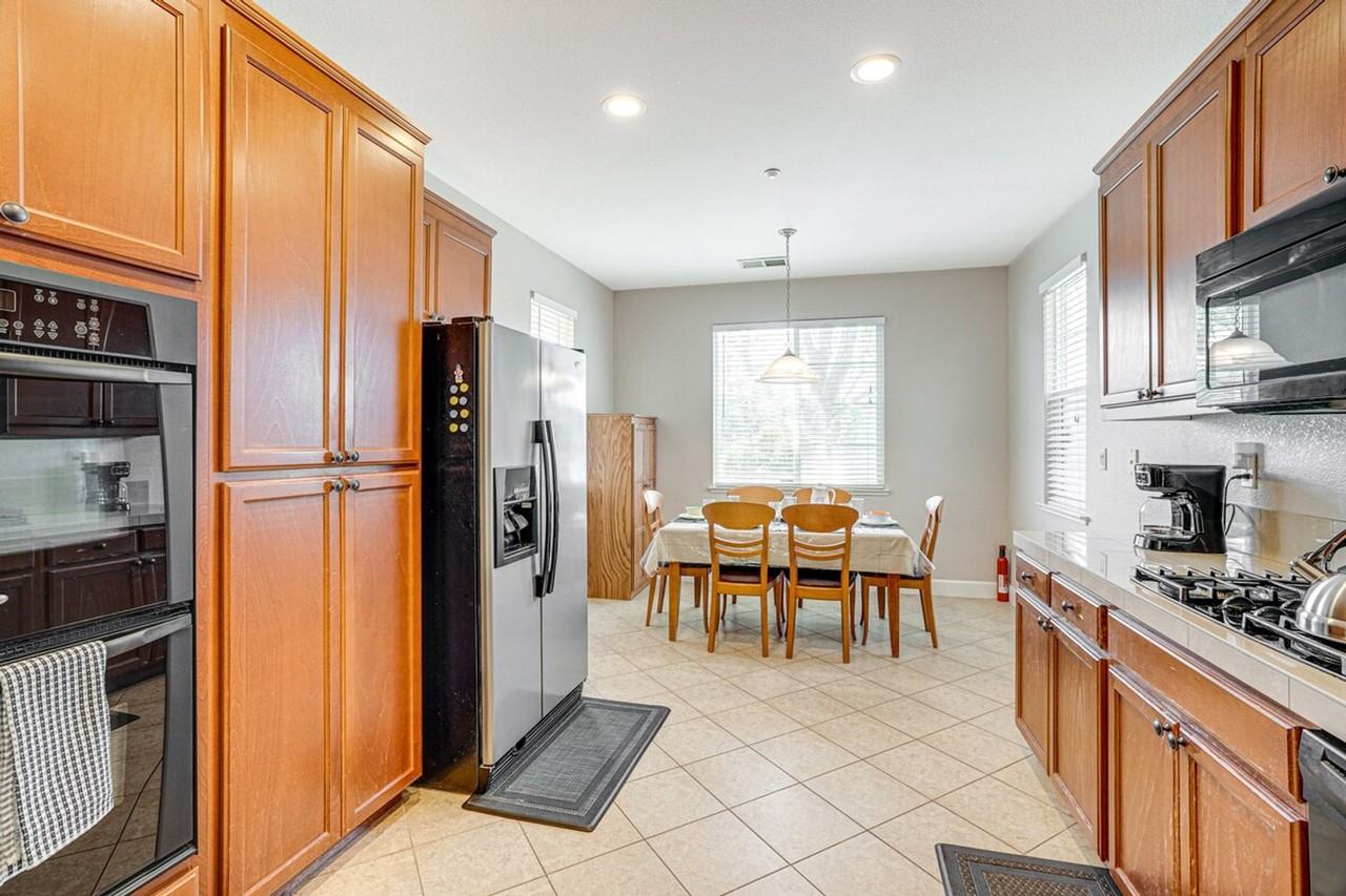 140 Lawlor Ct #1307443P - Photo 7 of 32