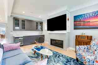 4727 N Kiona Ave - Photo 1 of 1