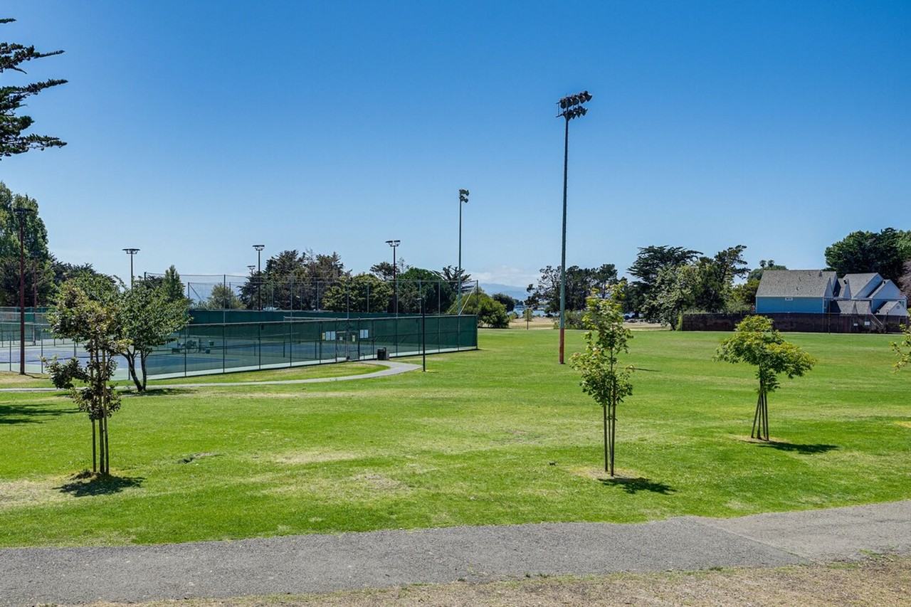 1334 8th St #1304810P - Photo 4 of 26