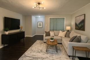 1902 Greenwood Ave - Photo 1 of 1