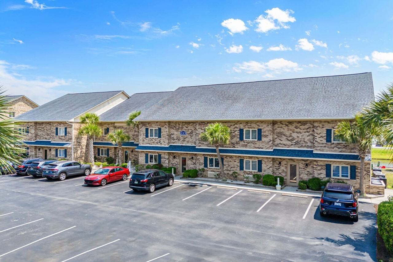 208 Double Eagle Dr #1329046P - Photo 4 of 45