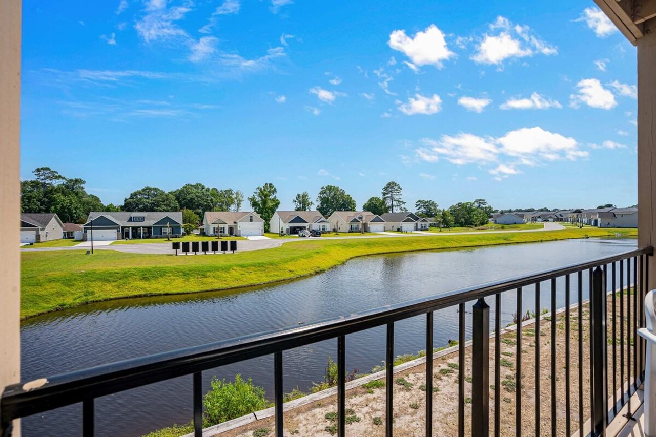 208 Double Eagle Dr #1329046P - Photo 4 of 45