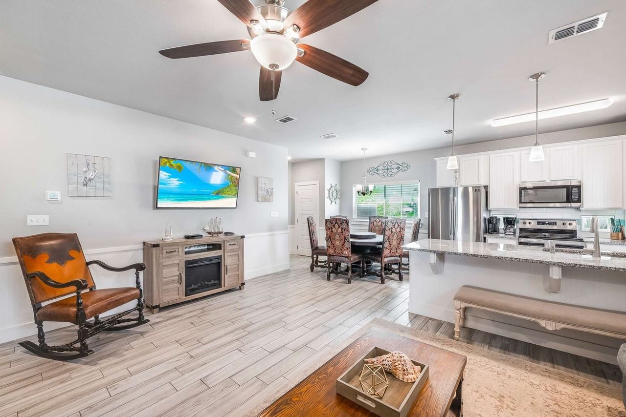 1701 S Station St #1325621P - Photo 3 of 36