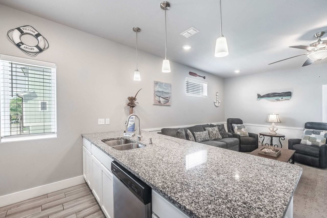 1701 S Station St #1325621P - Photo 4 of 36