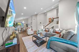 featured image of 13737 Via Tres Vis