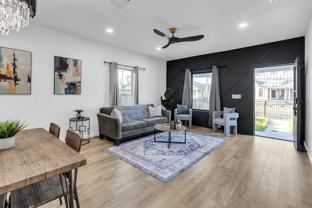 2306 E Houston St - Photo 1 of 1