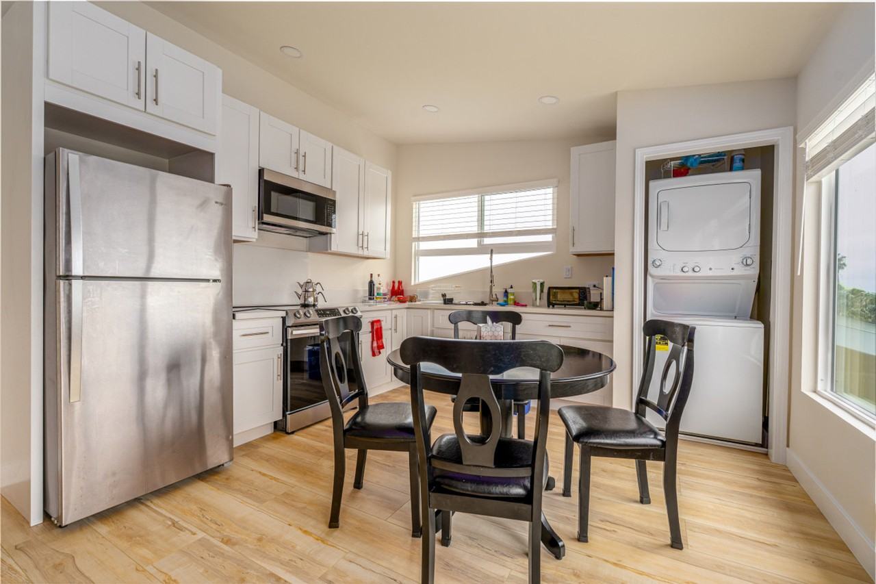 5021 Foothill Blvd #1321791P - Photo 3 of 16