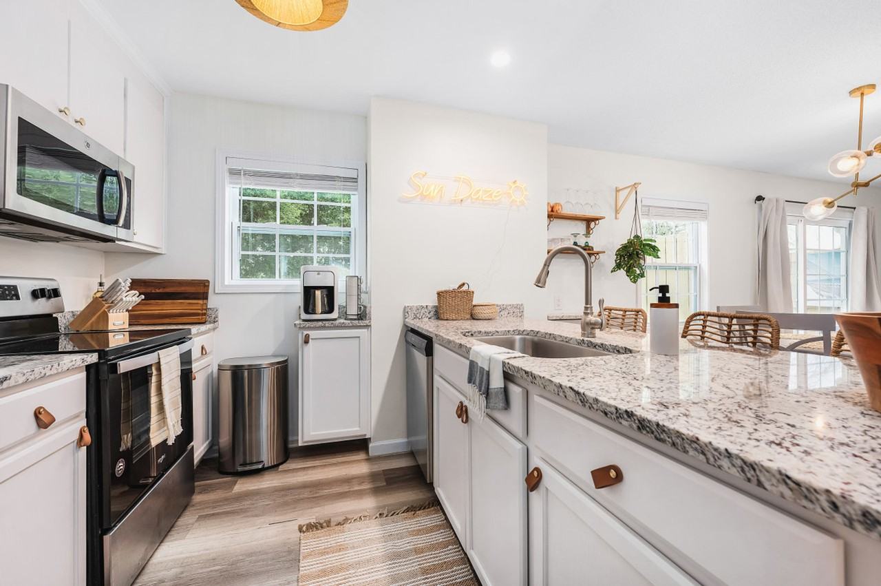 17462 Front Beach Road - Photo 7 of 50