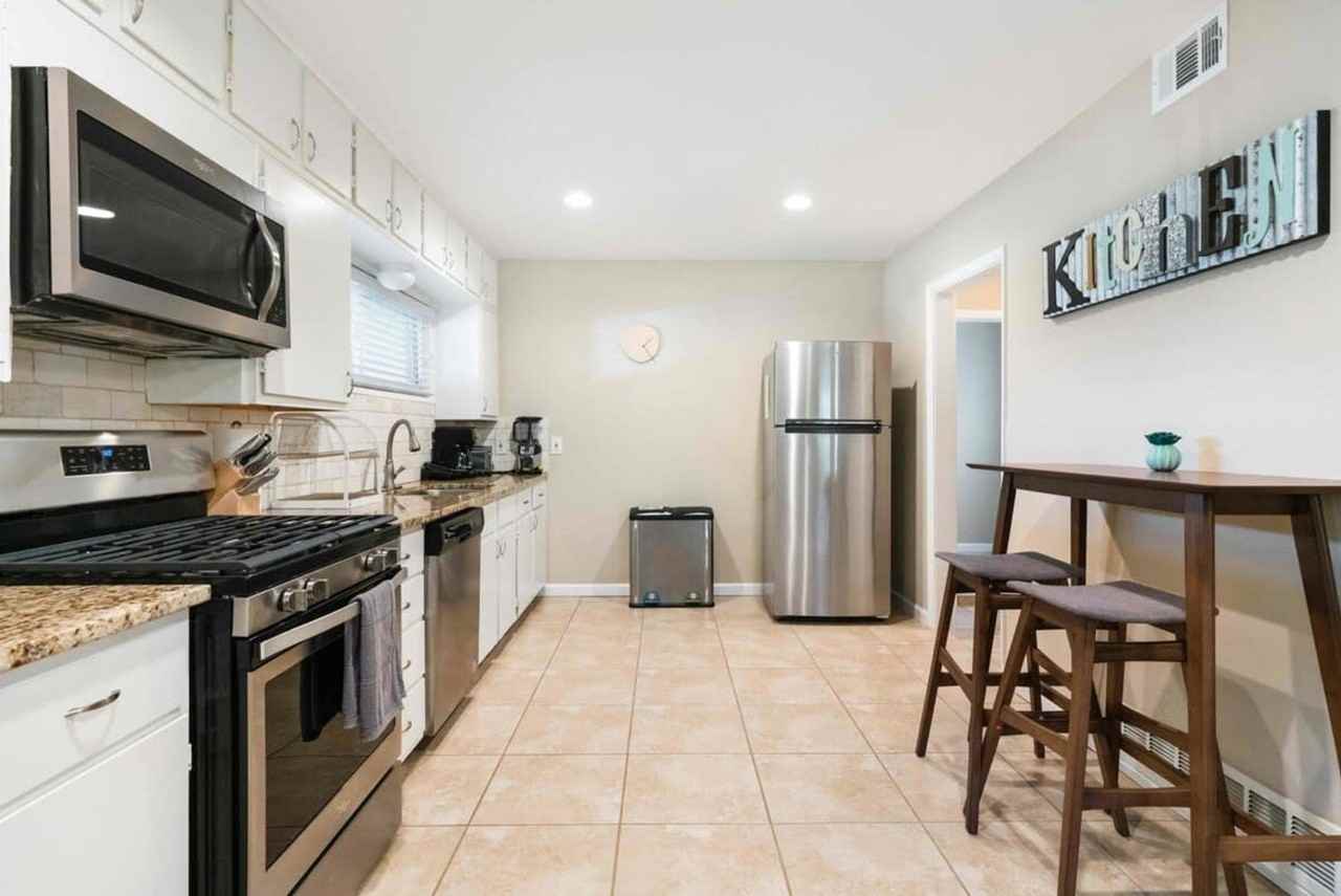 1919 Puritan Dr #1019566P - Photo 4 of 26