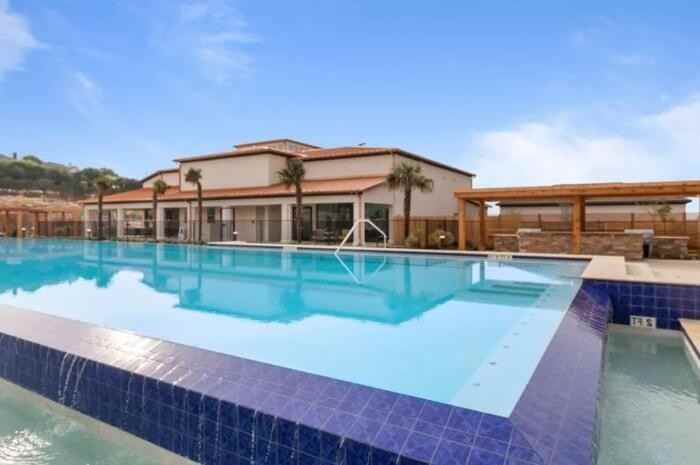 16735 La Cantera Pkwy #B5 - Photo 3 of 23