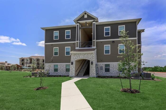 9311 Fm 1560 N #C2 - Photo 3 of 46