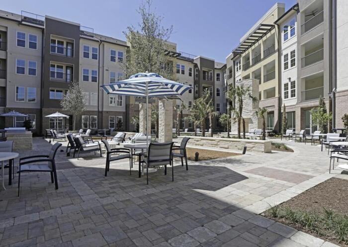 1550 W Plano Pkwy #B8 - Photo 5 of 37